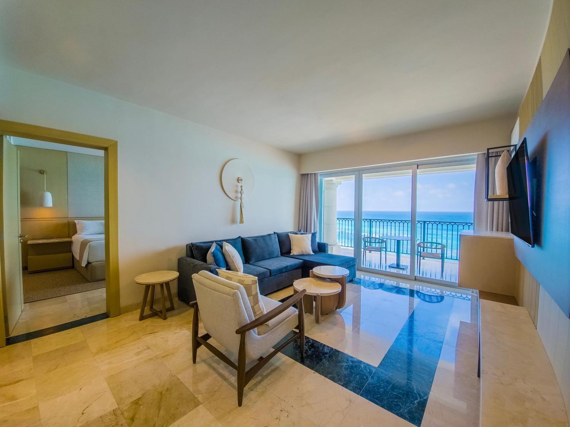 Grand Park Royal Cancun (Adults Only) Exterior foto Suite at the Iberostar Grand Hotel Bávaro