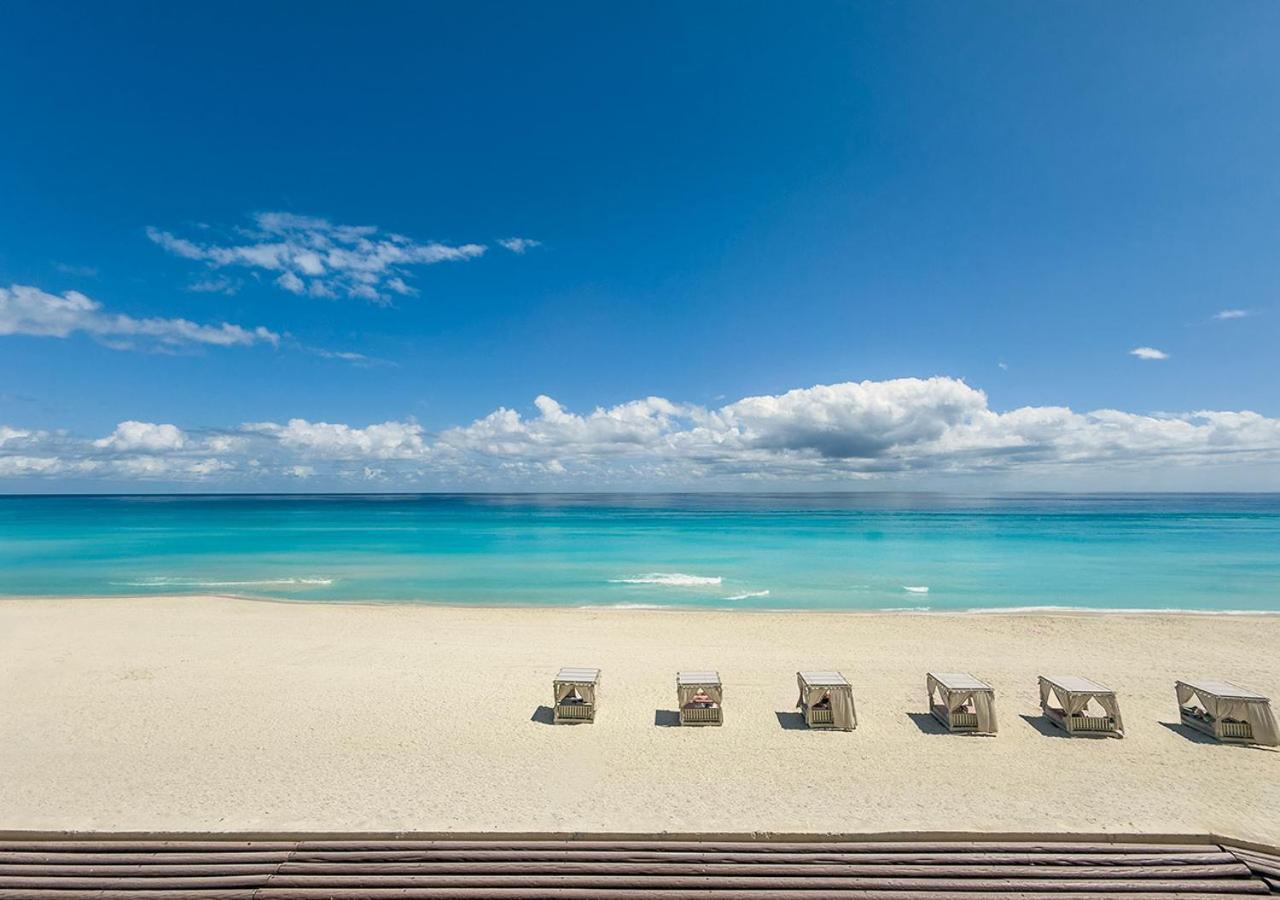 Grand Park Royal Cancun (Adults Only) Exterior foto Beach at the Atlantis Paradise Island